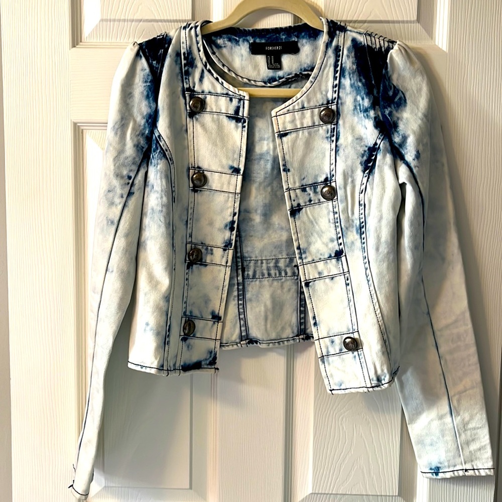 Forever 21 stonewashed Jean jacket size M